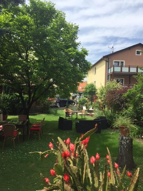 Hotel Pension Alte Muehle Klosterneuburg Buitenkant foto